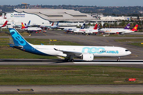 Professional Aviation - aereo Airbus A330neo