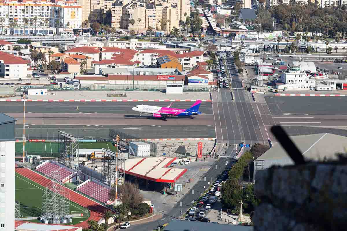 Professional-aviation-aeroporto-gibilterra Aeroporto di gibilterra